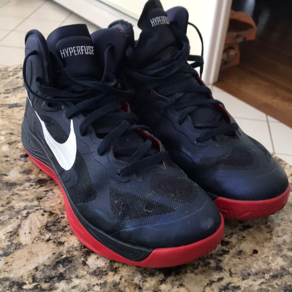 Nike hyperfuse shoes